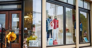 Jelajah Toko Dan Kafe Unik Di Sepanjang Jalan Utama Eatonton